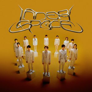 国产AV插入老师小穴
